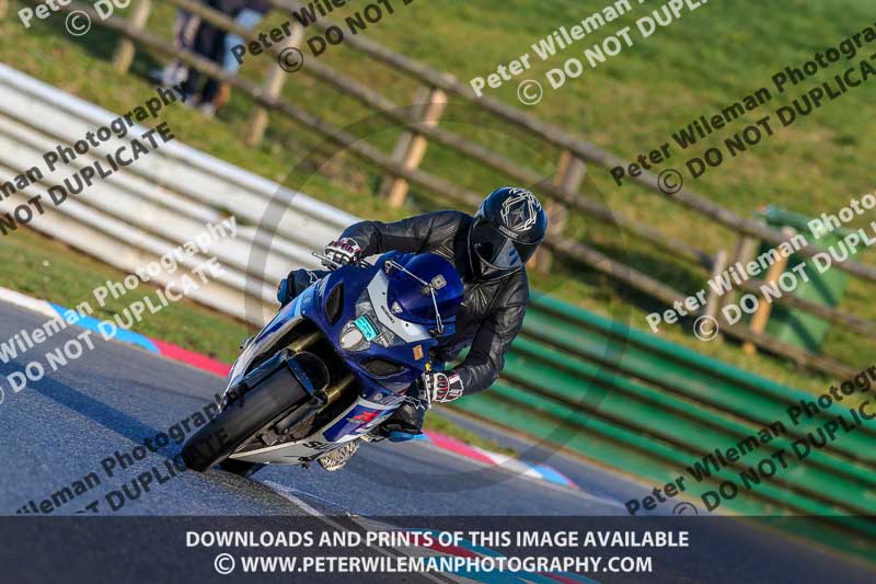 PJM Wedding Photography;enduro digital images;event digital images;eventdigitalimages;mallory park;mallory park photographs;mallory park trackday;mallory park trackday photographs;no limits trackdays;peter wileman photography;racing digital images;trackday digital images;trackday photos